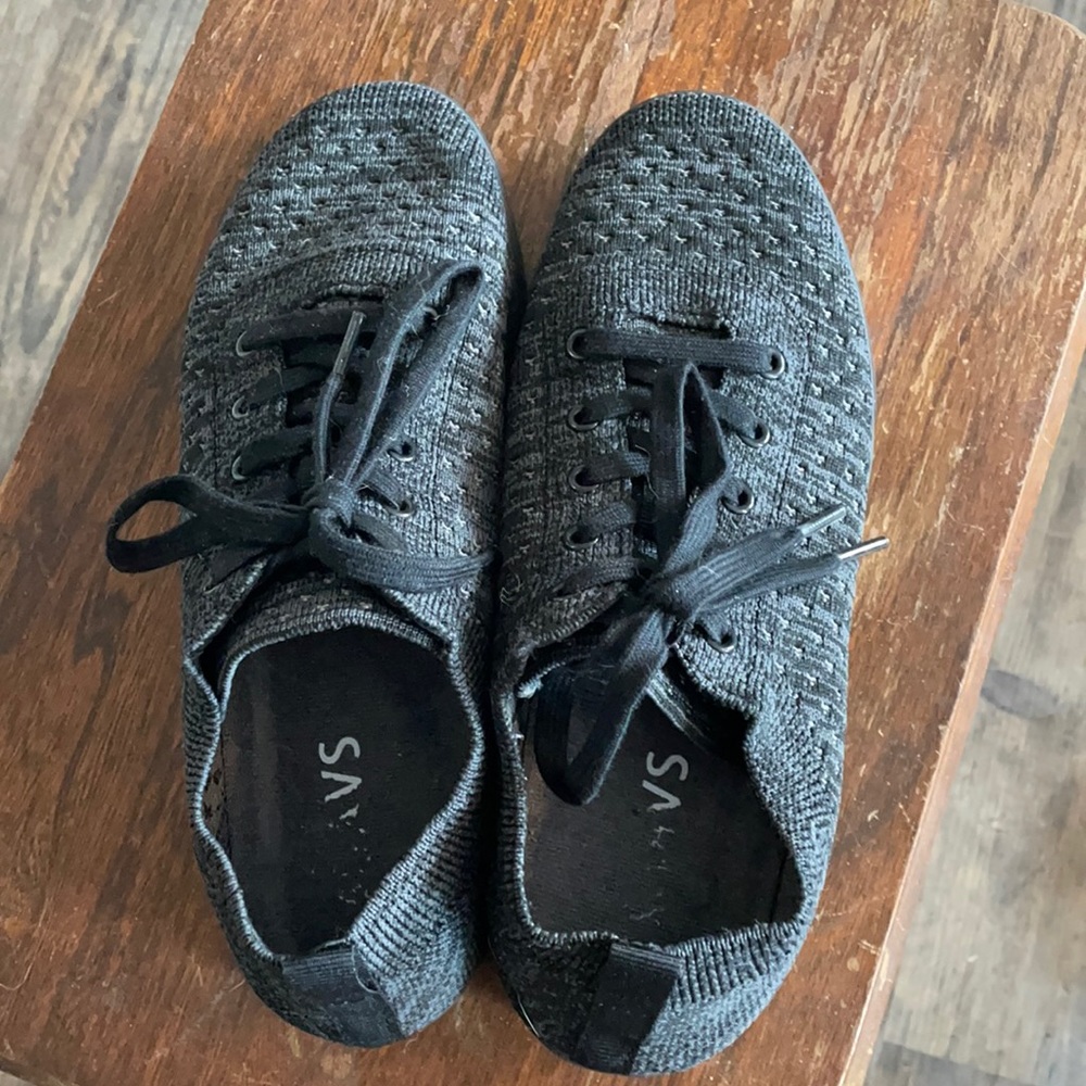 Suavs women’s size 9 black